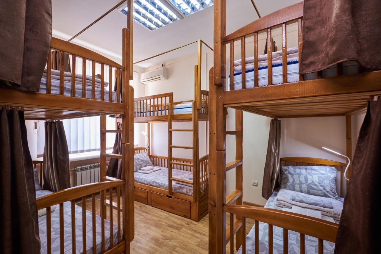 Хостел Perron Charkiw Exterior foto